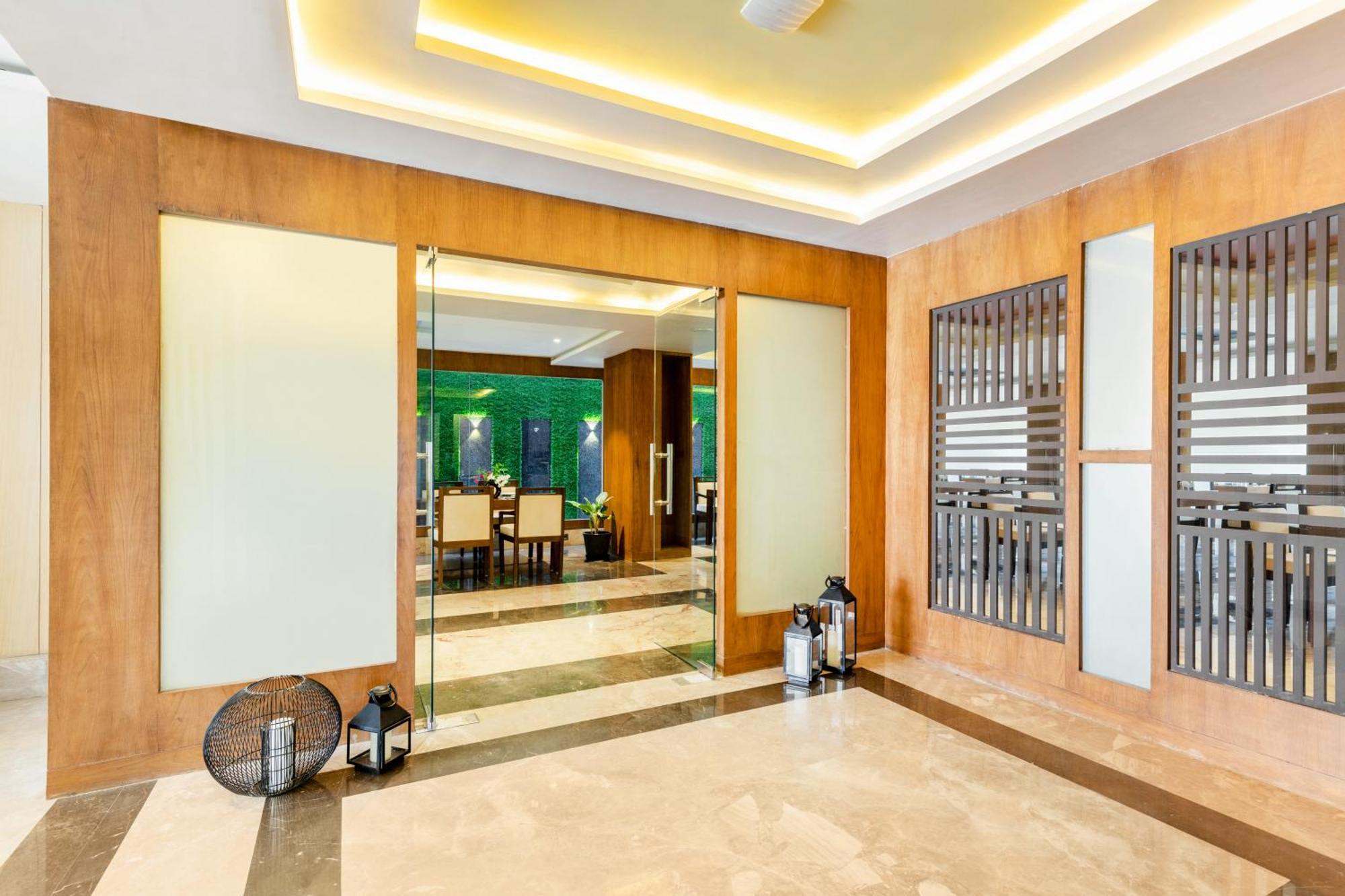 Hotel Seasons Sajjangarh Udaipur Esterno foto