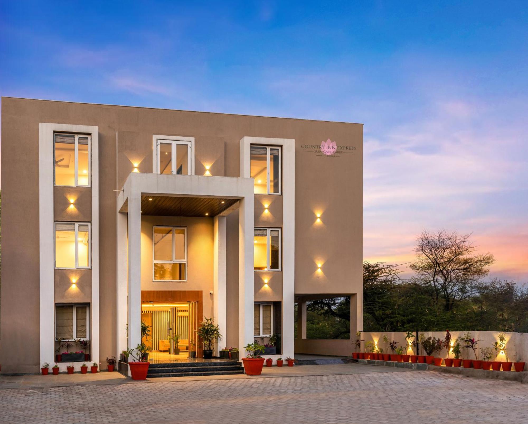 Hotel Seasons Sajjangarh Udaipur Esterno foto
